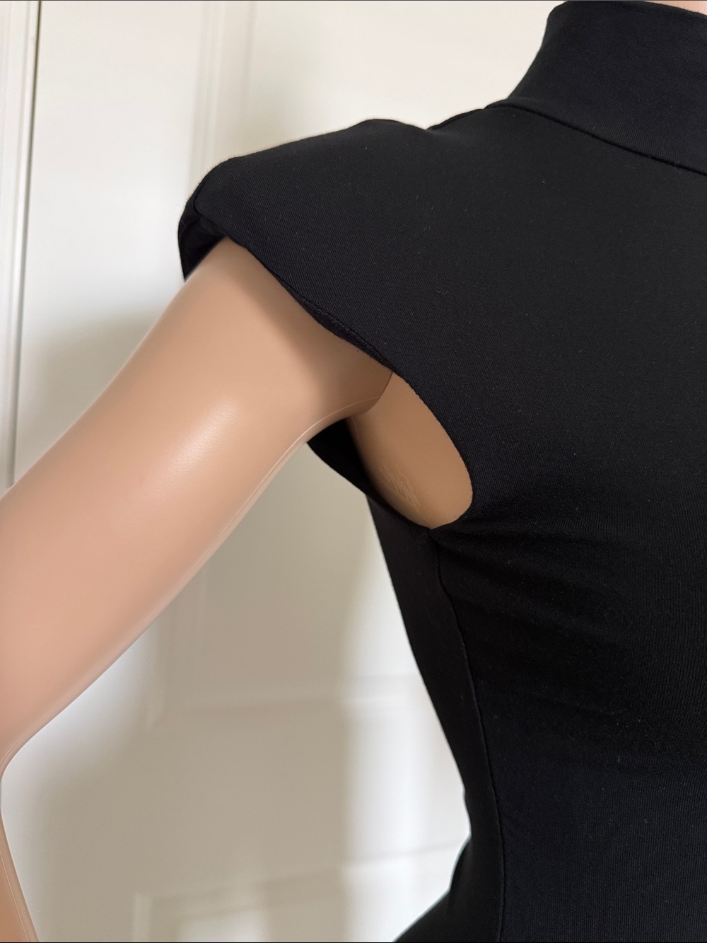 Good American , Black Mock Neck Cap Sleeve Bodysuit - Picture 2 of 6